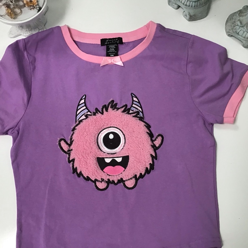 Sweet Society Fuzzy Monster Ringer Tee Sz S New 🎀